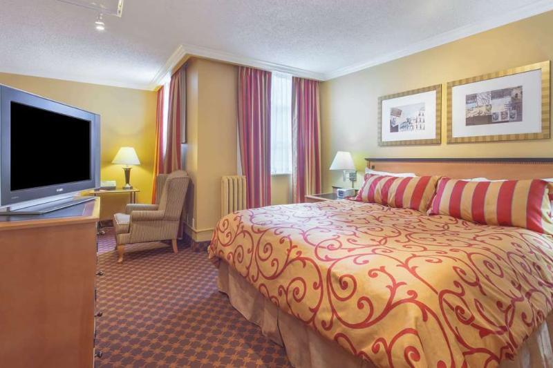 Howard Johnson By Wyndham Vancouver Downtown Rum bild