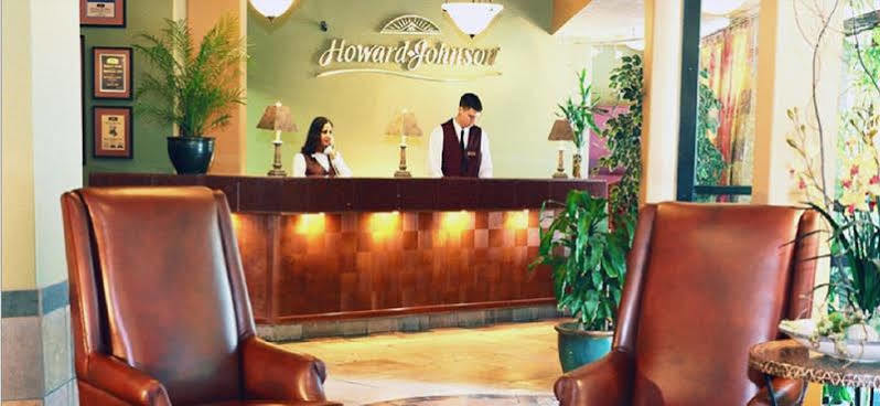 Howard Johnson By Wyndham Vancouver Downtown Exteriör bild