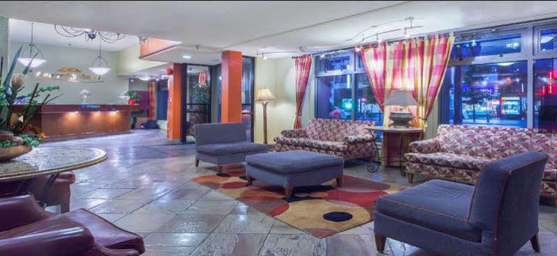 Howard Johnson By Wyndham Vancouver Downtown Exteriör bild