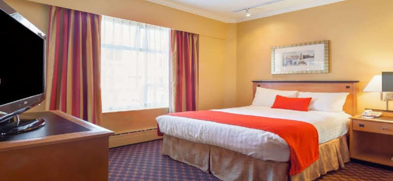 Howard Johnson By Wyndham Vancouver Downtown Exteriör bild